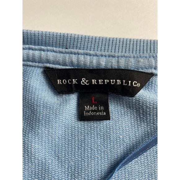 Rock & Republic Women's Light Blue Studded Long Sleeve Pullover Size Large NWT - Picture 3 of 12